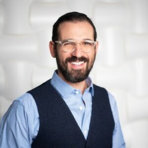 Daniel D. Escobar 300x300 1